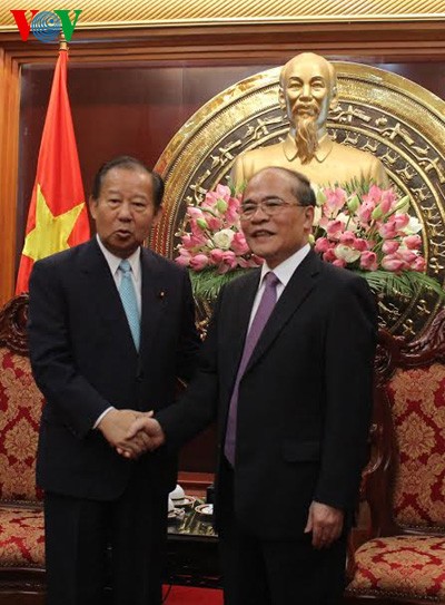 Parlamentspräsident: Vietnam verwendet effizient Entwicklungshilfe - ảnh 1