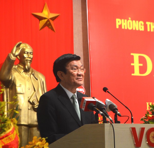 Der Staatspräsident nimmt an Feier zum 80. Jahrestag der vietnamesischen Milizen teil - ảnh 1
