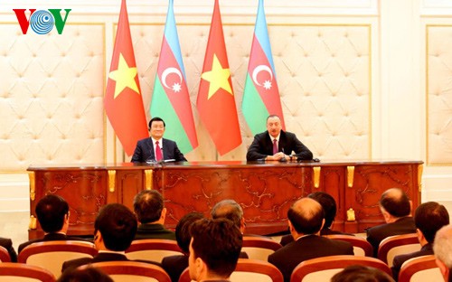 Staatspräsident Truong Tan Sang beendet seinen Besuch in Aserbaischan - ảnh 1
