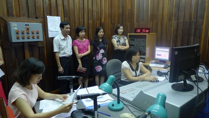 Die Stimme Vietnams hat einen neuen Radio-Kanal für Ausländer - ảnh 2