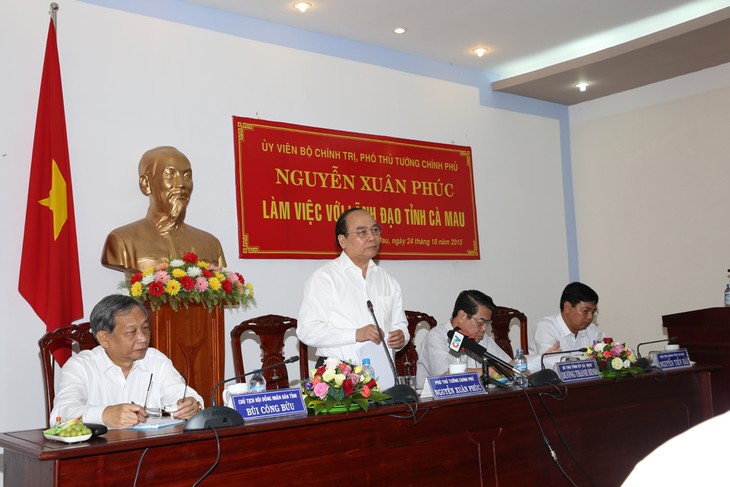 Vize-Premierminister Nguyen Xuan Phuc zu Gast in der Provinz Ca Mau - ảnh 1