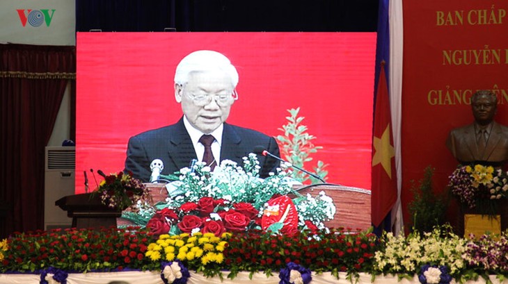 Die jungen Generationen sollen zur Entwicklung der Beziehungen zwischen Vietnam und Laos beitragen - ảnh 1