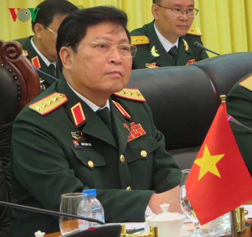 General Ngo Xuan Lich: Verstärkung der Verteidigungskräfte des Landes - ảnh 1