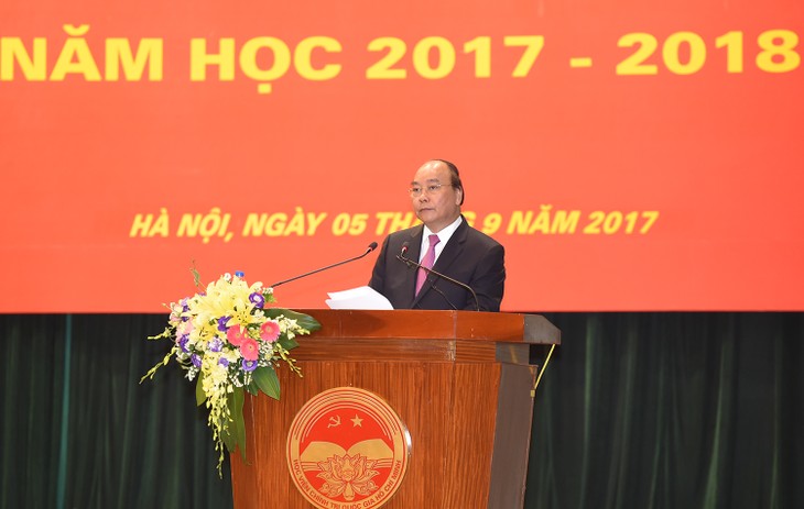 Die Zeremonie zum Schuljahresbeginn in der nationalen Politikakademie Ho Chi Minh - ảnh 1