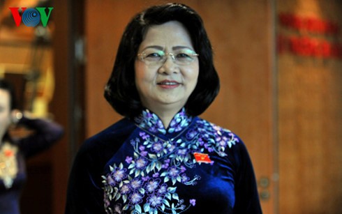 Vize-Staatpräsidentin Dang Thi Ngoc Thinh empfängt die Delegation der Unternehmer - ảnh 1
