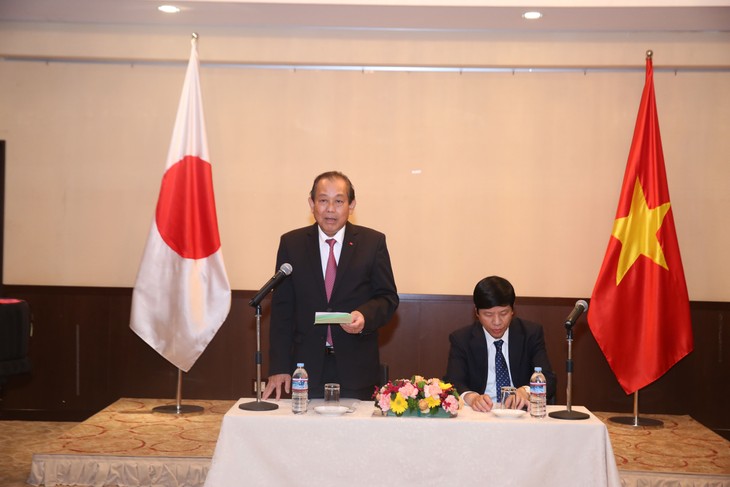 Vize-Premierminister Truong Hoa Binh besucht Japan - ảnh 1