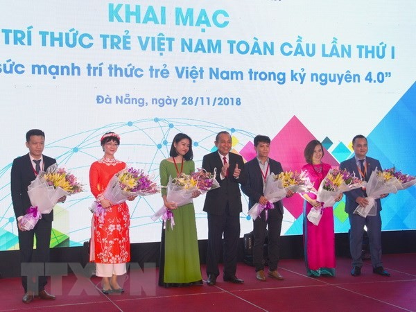 Entfaltung der Kräfte der jungen vietnamesischen Akademiker  - ảnh 1