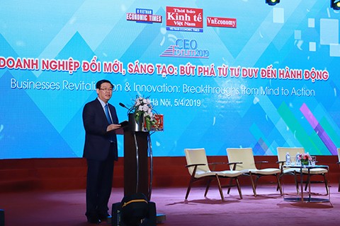 Vize-Premierminister Vuong Dinh Hue nimmt am CEO-Forum 2019 teil - ảnh 1