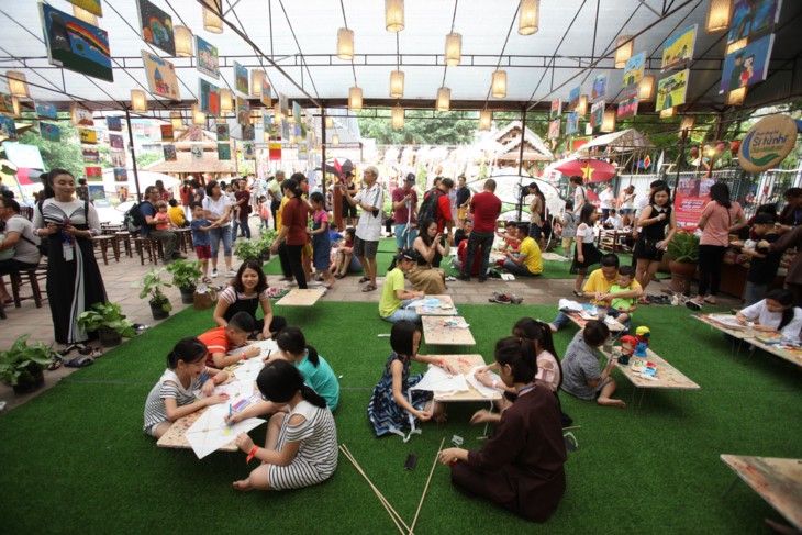 Sommerferien der Kinder im Literaturtempel in Hanoi - ảnh 2