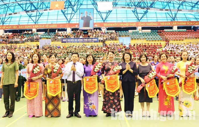 Eröffnung des Turn- und Sportfestivals für Frauen 2019 - ảnh 1