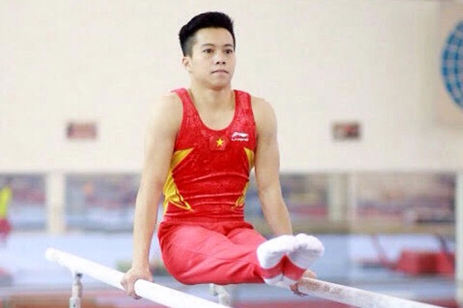 Die Mühe des Turnsportlers Le Thanh Tung für olympische Spiele - ảnh 1