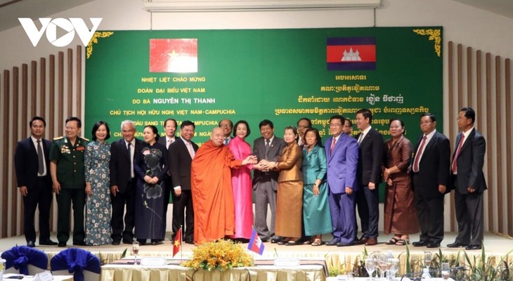 Vize-Premierministerin Men Sam An: Die Beziehungen zwischen Vietnam und Kambodscha sind stabil - ảnh 1