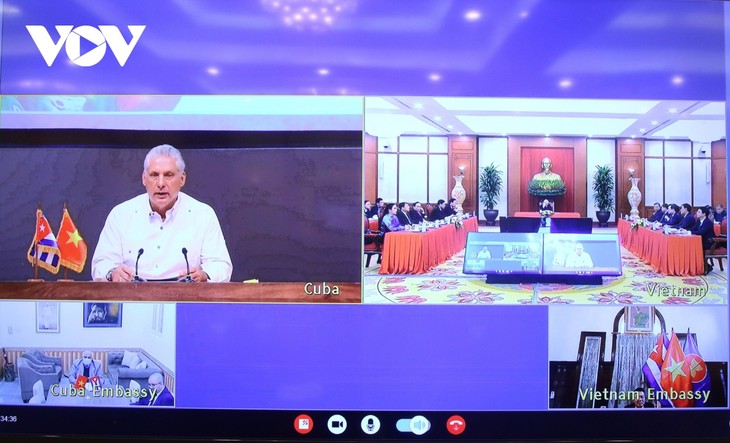 KPV-Generalsekretär Nguyen Phu Trong führt Telefongespräch mit dem Staatspräsidenten Kubas - ảnh 1