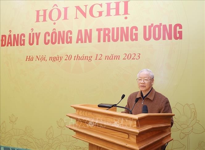 KPV-Generalsekretär Nguyen Phu Trong nimmt an der Konferenz der Parteileitung der Polizei teil - ảnh 1