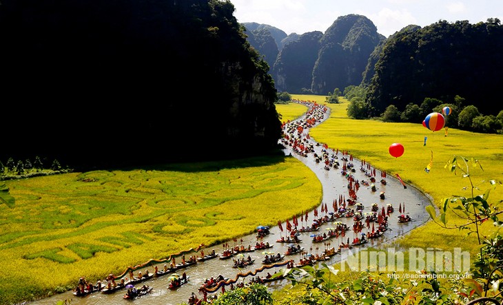 Zahlreiche Aktivitäten in der Tourismuswoche der Provinz Ninh Binh - ảnh 1