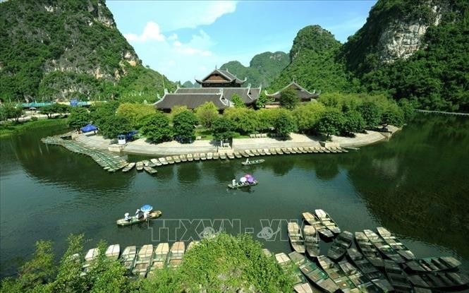 Ninh Binh gehört zu den Top zehn Gebieten mit dem attraktivsten Erlebnis 2024 - ảnh 1