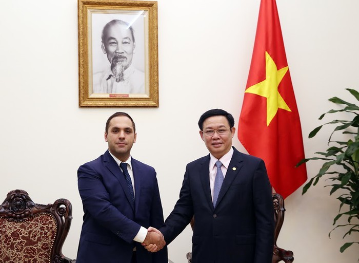 Vuong Dinh Huê rencontre le ministre bulgare de l’Economie - ảnh 1