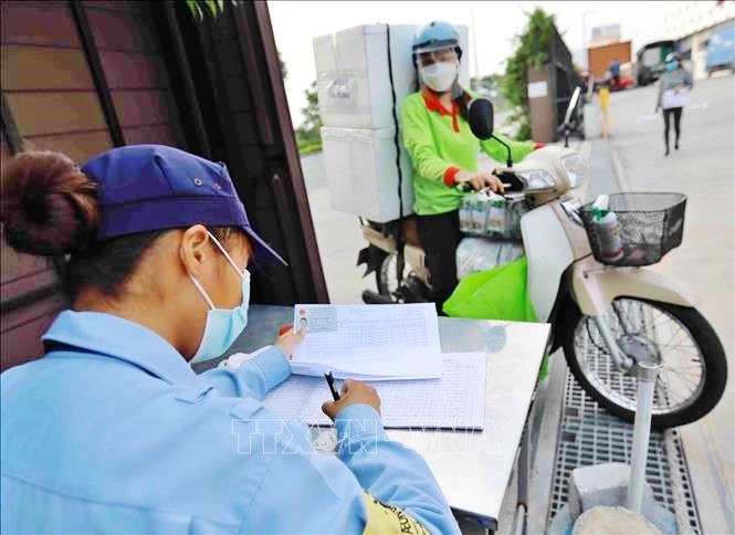 Covid-19: 8 jours de tests massifs à Hanoï - ảnh 1