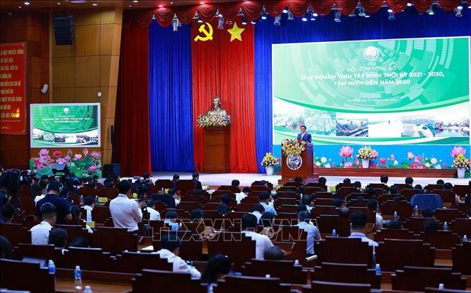 Pham Minh Chinh assiste à la publication du plan directeur de la province de Tây Ninh pour 2030 et 2050 - ảnh 1