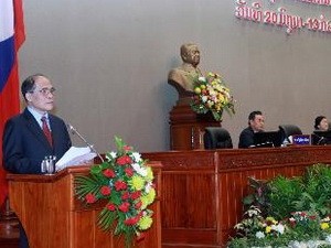 Chủ tịch QH Nguyễn Sinh Hùng phát biểu tại Kỳ họp thứ 3, Quốc hội Lào khóa VII - ảnh 1