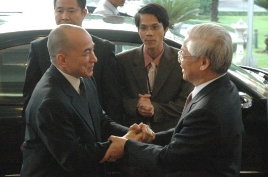 Quốc vương Campuchia Norodom Shihamoni kết thúc tốt đẹp chuyến thăm VN - ảnh 1