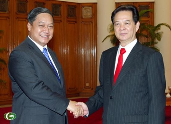Thủ tướng Nguyễn Tấn Dũng tiếp Bộ trưởng Bộ QP Thái Lan Sukumpol Suwanatat - ảnh 1