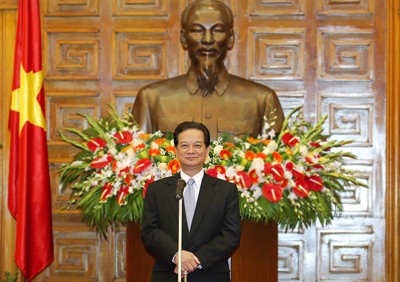 Thủ tướng Nguyễn Tấn Dũng gặp mặt các thành viên Chính phủ qua các thời kỳ - ảnh 1