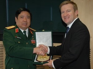 Tăng cường hợp tác quốc phòng Việt Nam – New Zealand  - ảnh 1