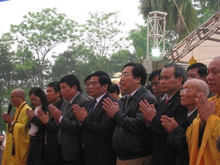 Đoàn đại biểu kiều bào dự Đại lễ cầu siêu tri ân các liệt sỹ tại Cao Bằng - ảnh 1