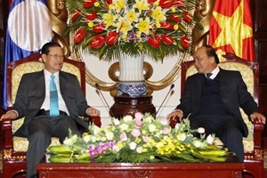 Tiếp tục vun đắp mối quan hệ hợp tác đặc biệt Việt-Lào - ảnh 1
