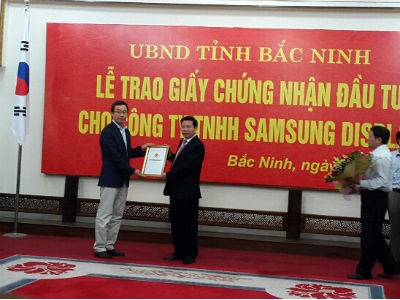 Bắc Ninh trao giấy chứng nhận đầu tư cho dự án 1 tỷ USD  - ảnh 1