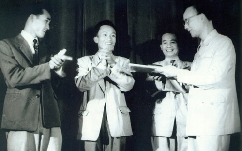 Tọa đàm nhân kỷ niệm 110 năm ngày sinh Giáo sư Hoàng Minh Giám  - ảnh 1
