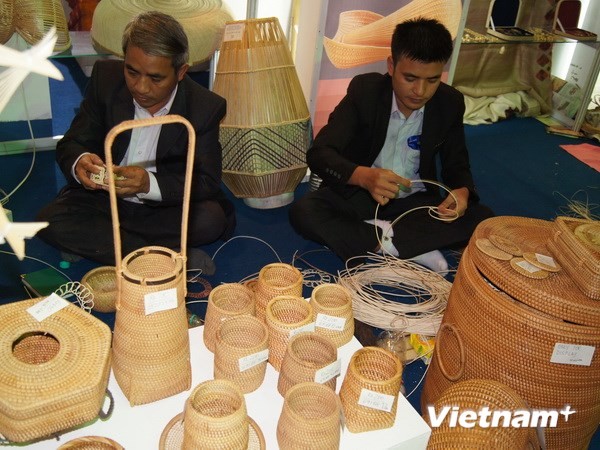 Nghệ nhân Việt Nam tham gia Hội chợ Thương mại quốc tế Ấn Độ lần thứ 34  - ảnh 1