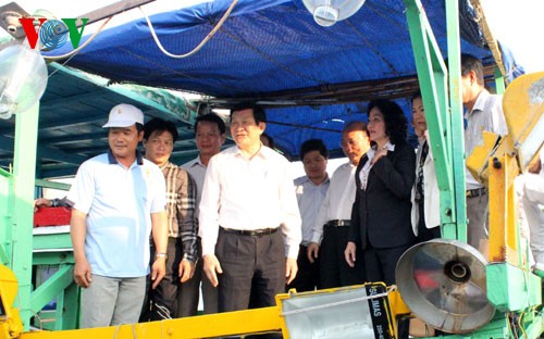 Chủ tịch nước Trương Tấn Sang thăm và làm việc tại tỉnh Bình Thuận - ảnh 1