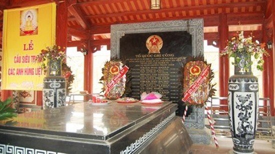 Lễ cầu siêu tưởng nhớ công lao các Anh hùng liệt sĩ tại huyện đảo Phú Quốc, tỉnh Kiên Giang - ảnh 1