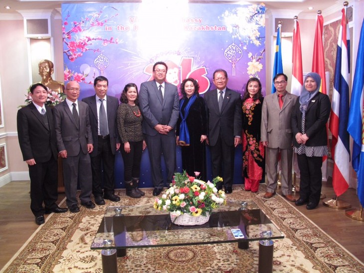 Đại sứ Việt Nam chủ trì họp Ủy ban ASEAN tại Astana - ảnh 1