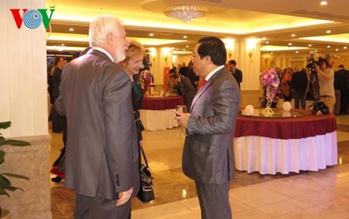 Đại sứ quán Việt Nam tại Nga tổ chức chiêu đãi mừng Xuân Bính Thân - ảnh 3
