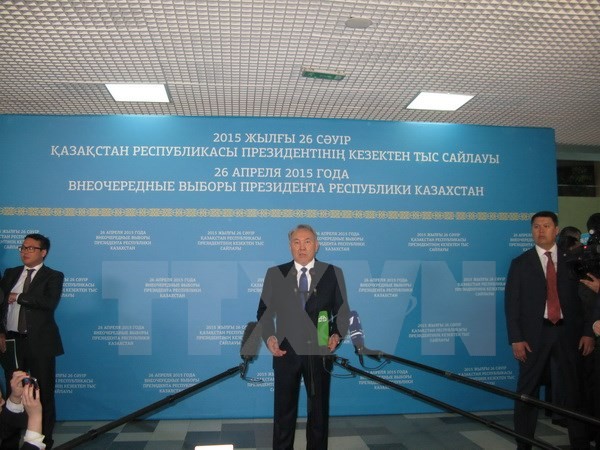 Нурсултан Назарбаев вновь избран президентом Казахстана - ảnh 1