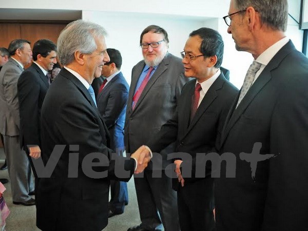 Вьетнам и Уругвай расширяют сотрудничество - ảnh 1