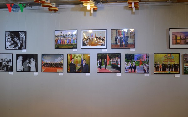 В России открылась фотовыставка «Вьетнам. Страна и люди» - ảnh 1