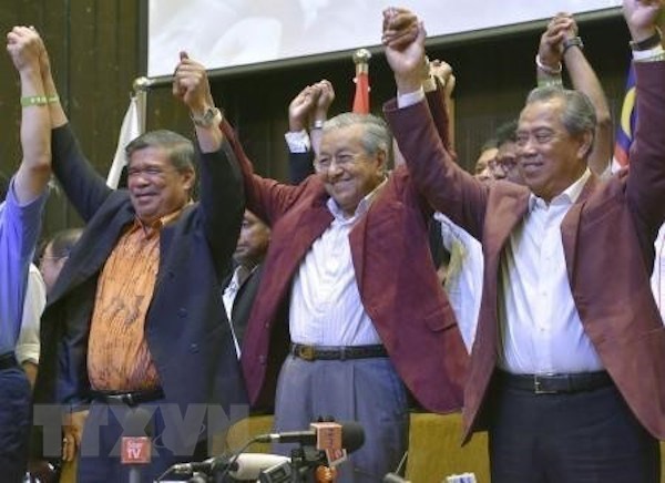Мировые лидеры поздравили Махатхира Мохаммада с назначением на пост нового премьера Малайзии - ảnh 1