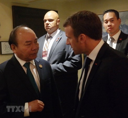 Премьер Вьетнама встретился с лидерами стран-участниц саммита G7 - ảnh 2