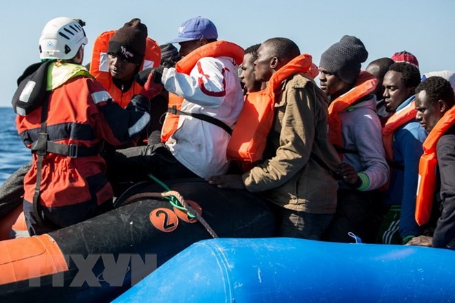 Подан иск в ЕСПЧ с требованием решить судьбу мигрантов на борту Sea Watch 3 - ảnh 1