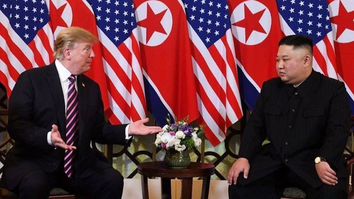 Второй саммит США-КНДР в Ханое открыл возможность для дальнейших переговоров по денуклеаризации Корейского полуострова - ảnh 1