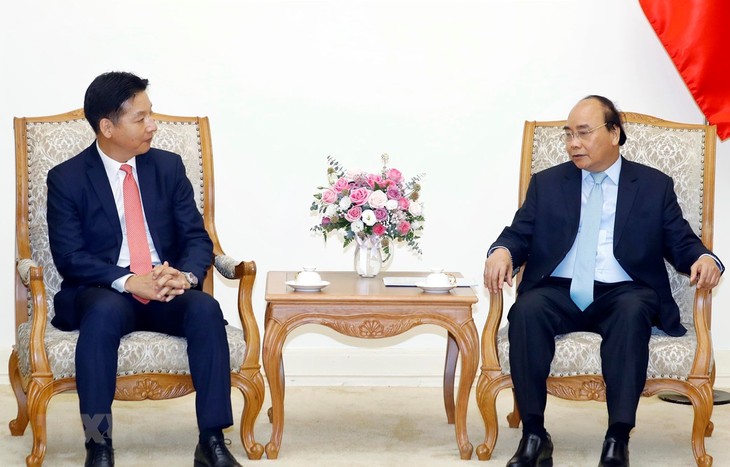 Нгуен Суан Фук принял японского посла и генерального директора AEON MALL во Вьетнаме - ảnh 1