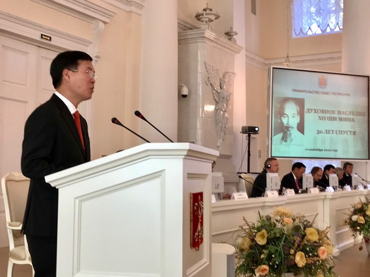 В Петербурге прошла конференция «Духовное наследие Хо Ши Мина. 50 лет спустя»  - ảnh 1