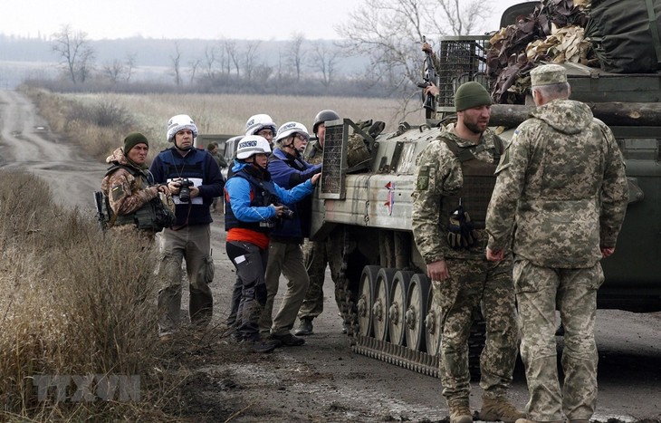 Россия поприветствовала разведение сил на востоке Украины - ảnh 1