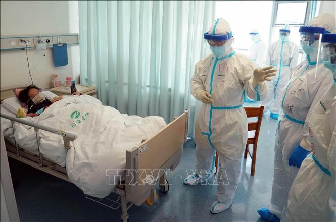Еще 109 человек скончались в Китае от коронавируса  - ảnh 1