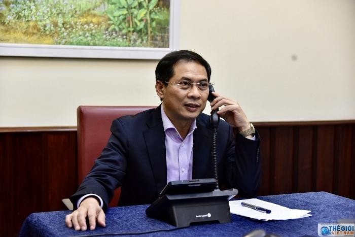 Заместители министров иностранных дел Вьетнама и Канады провели телефонный разговор - ảnh 1