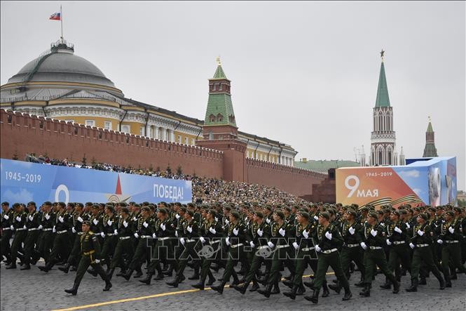 В Кремле приняли решение перенести парад 9 Мая - ảnh 1